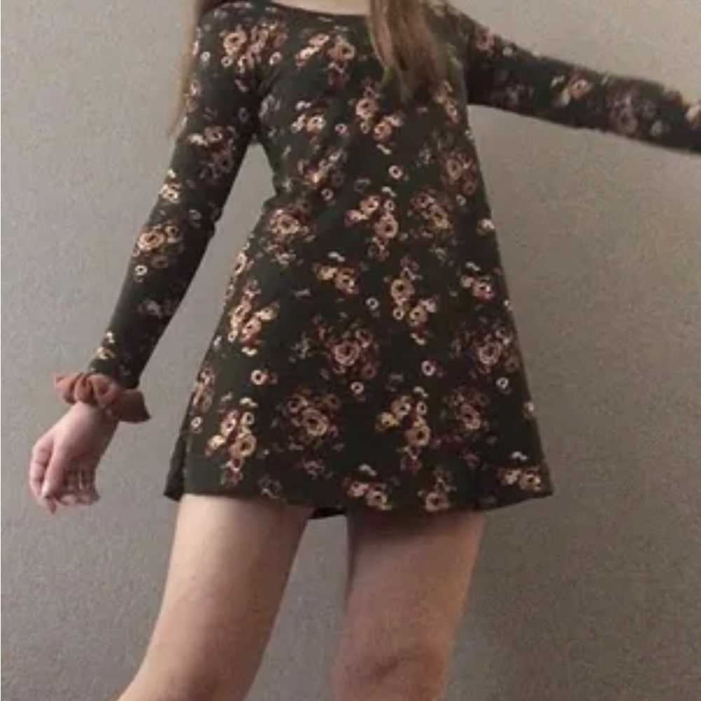 Forever 21 Long Sleeve Olive Green Floral Dress | XS